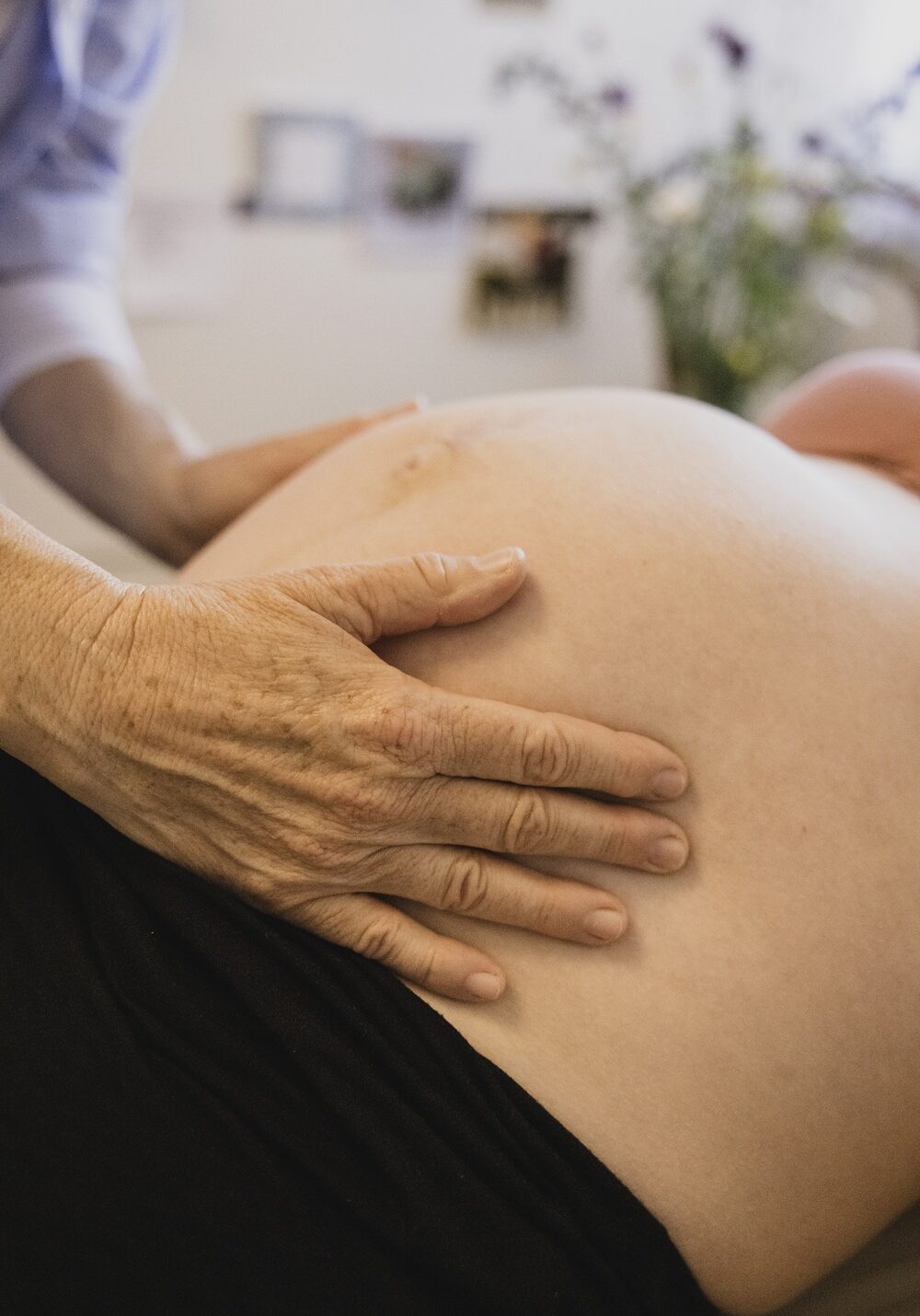 alexandra_benone_hebamme_fricktal_schwangerschaft_wochenbett_stillberatung_schwangerschaftskontrolle